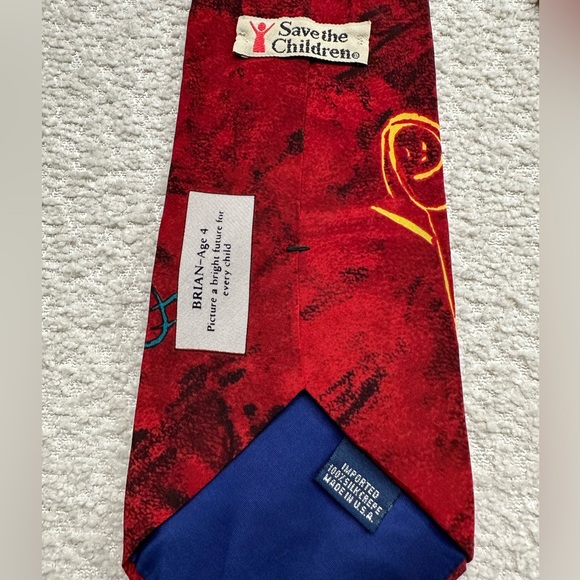 Save The Children Men’s Red Necktie 100% Silk MADE IN USA - Picture 5 of 6